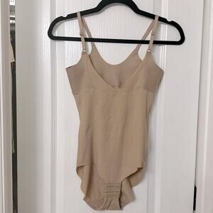 Simply perfect by Warners bodysuit shape wear size S